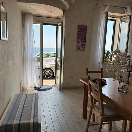 Casa Vacanza Sweet Home Giardini Naxos Εξωτερικό φωτογραφία