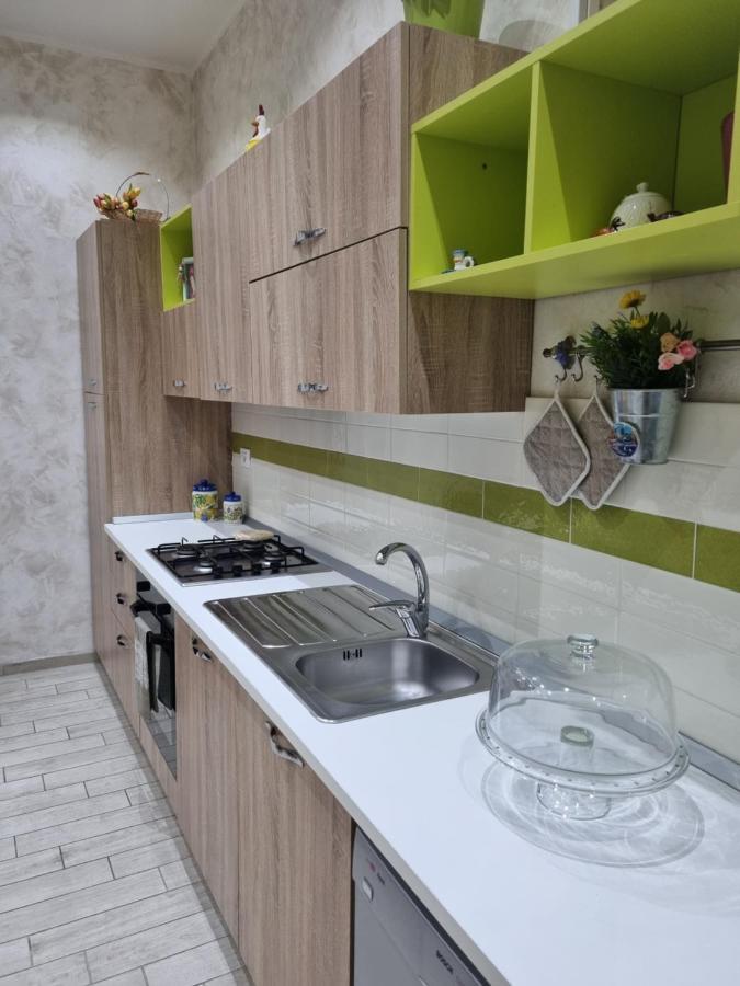 Casa Vacanza Sweet Home Giardini Naxos Εξωτερικό φωτογραφία