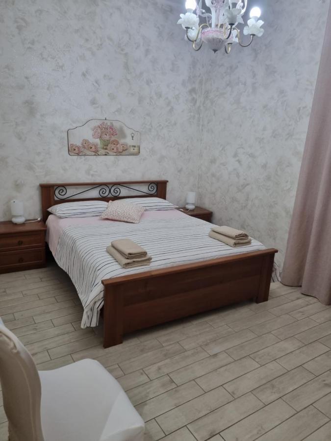 Casa Vacanza Sweet Home Giardini Naxos Εξωτερικό φωτογραφία