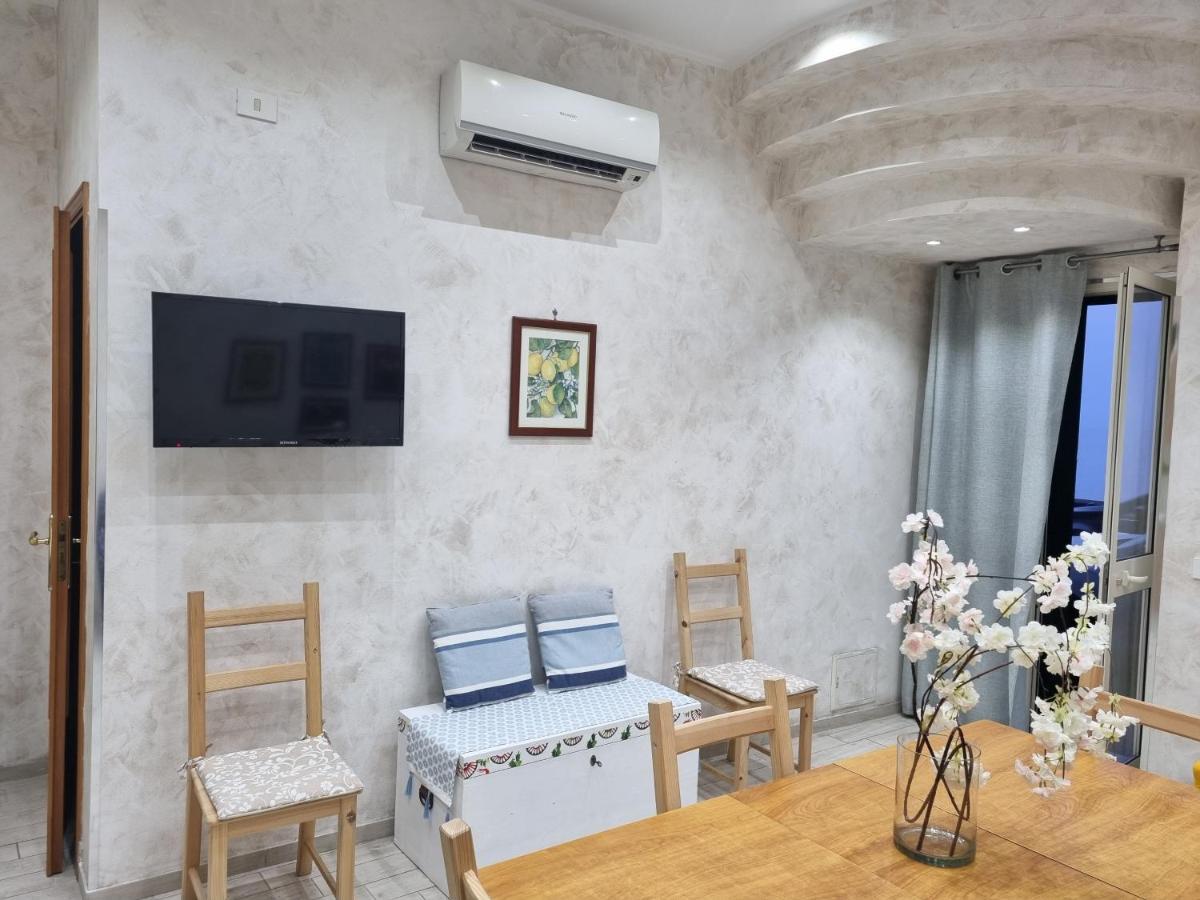 Casa Vacanza Sweet Home Giardini Naxos Εξωτερικό φωτογραφία