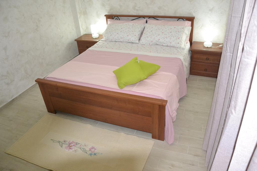Casa Vacanza Sweet Home Giardini Naxos Εξωτερικό φωτογραφία